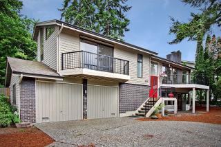 4516 153rd Ave, Bellevue, WA 98006-2552