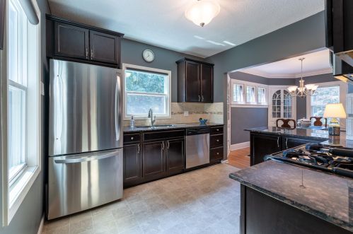 588 Hall Ave, Saint Paul MN  55107-2840 exterior