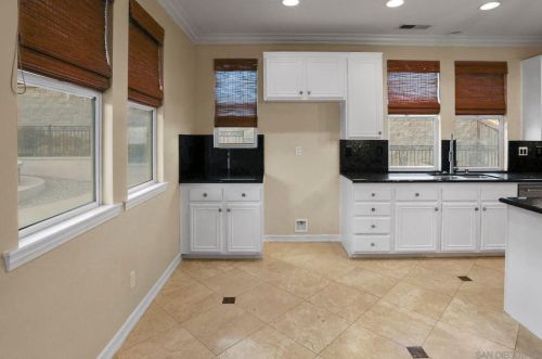 1728 Picket Fence Dr, Chula Vista CA  91915-1858 exterior