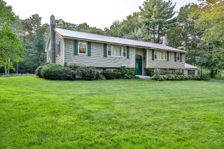 56 Griffin Rd, Hudson, NH 03051-3156