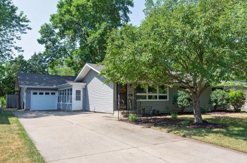 556 67th Ave, Minneapolis, MN 55430-1615