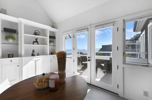 97 Bulkley Ave, Sausalito, CA 94965-2263