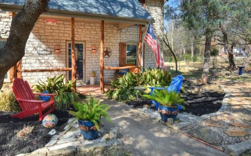 709 Oak Crest Ln, Georgetown, TX 78628-2622