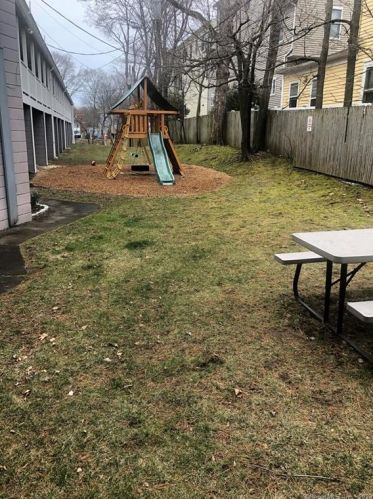 4 Union Ave, Norwalk CT  06851-3739 exterior