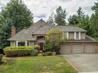 2037 219th Pl, Redmond, WA 98074-4045