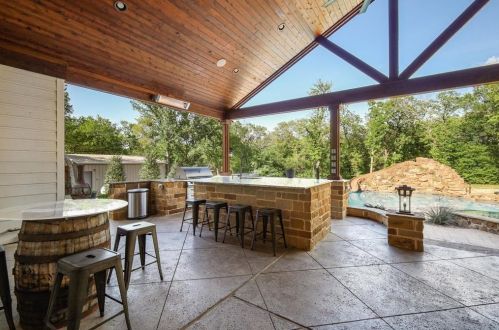 2117 Fairway Acres Dr, Argyle TX 76226-9536 exterior