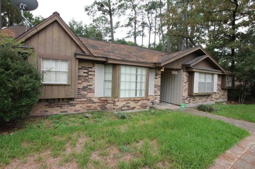27246 Robinson Rd, Conroe TX  77385-8928 exterior