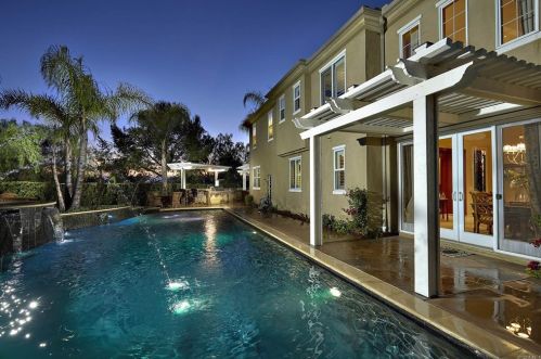6345 Keeneland Dr, Carlsbad, CA 92009-3090