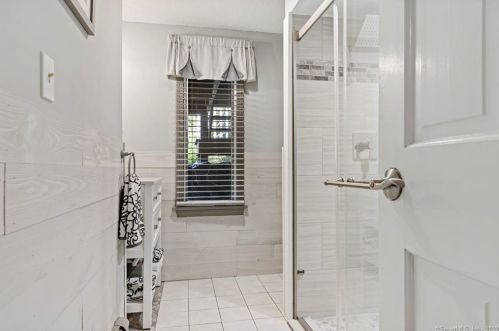 65 Bokum Rd, Chester CT  06412-1339 exterior