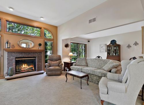 12237 Spire Dr, Lemont IL  60439-7319 exterior