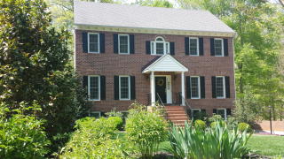 2020 Thornleigh Rd, Midlothian, VA 23113-9672