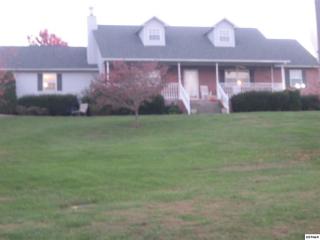 1702 Country Meadows Dr, Pigeon Forge, TN 37862-9350