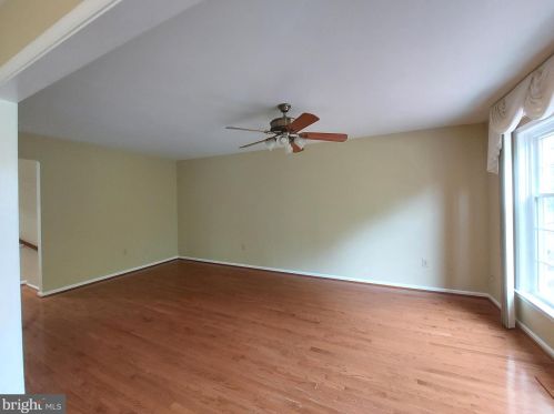 7731 Bristol Square Ct, Springfield VA  22153-3119 exterior