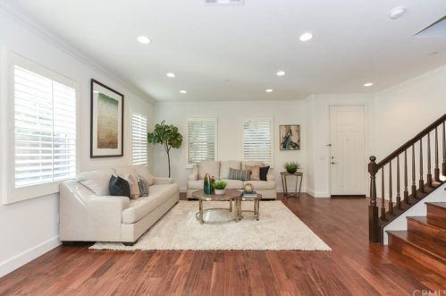 186 Pathway, Irvine CA  92618-8846 exterior