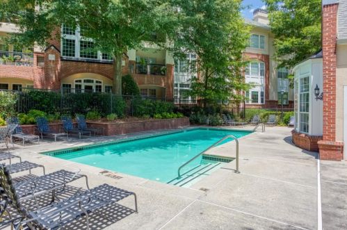 3636 Habersham Rd, Atlanta GA  30305-1153 exterior