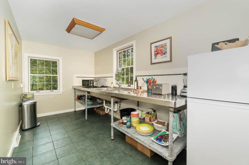 173 Marticville Rd, Lancaster PA  17603-9659 exterior