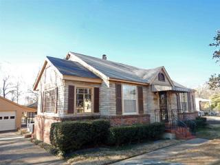 2505 Skyline Cir, Memphis, TN 38127-8813