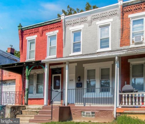 420 Edgewood St, Philadelphia, PA 19151-4322