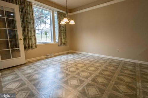 209 Sutherland Rd, Lancaster PA  17603-9053 exterior