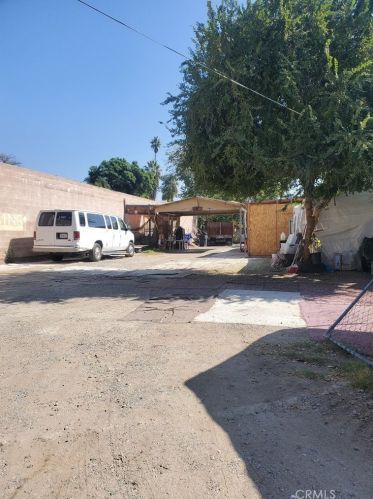747 Mayfield Ave, San Bernardino, CA 92401-1177