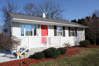 22 Pershing Ave, Trenton NJ  08618-2646 exterior