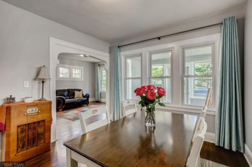 1072 Charles Ave, Saint Paul MN  55104-2617 exterior