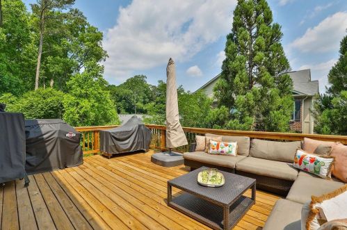 3573 Brookleigh Ln, Atlanta GA  30319-2219 exterior