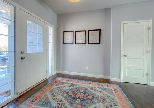 9515 Compass Pointe Rd, Saint Paul MN  55129 exterior