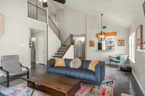 9301 Bradner Dr, Austin TX  78748-5021 exterior