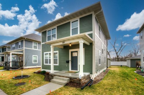 1211 50th Ave, Minneapolis, MN 55421-1908