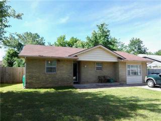 2030 Allenhurst St, Norman, OK 73071-1414