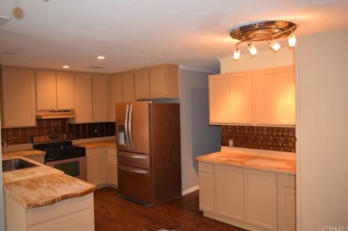 2825 Sonoma Dr, Riverside CA  92504-4318 exterior