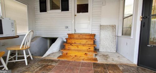 21 Ross St, Lancaster PA  17602-1924 exterior