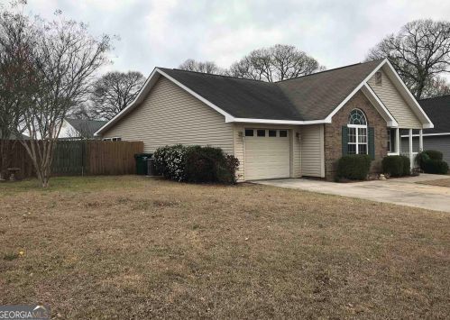 399 Spike Trl, Warner Robins, GA 31088-2868
