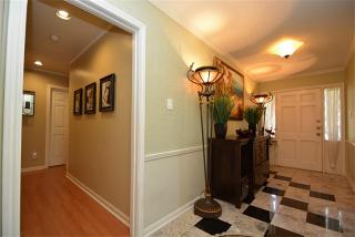562 Winter Oaks Dr, Houston TX  77079-6524 exterior