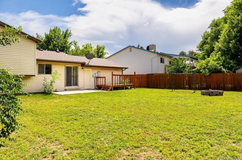 2463 Memphis Way, Aurora CO 80017-3103 exterior