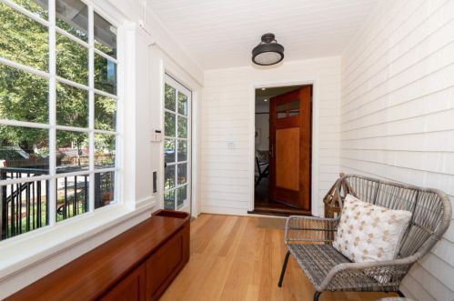 321 Fulton St, Palo Alto, CA 94301-1324