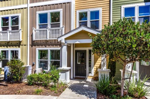 1925 Cambridge Dr, Mountain View, CA 94043-1774