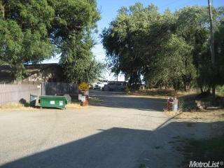 2724 Yosemite Ave, Manteca, CA 95337-9607