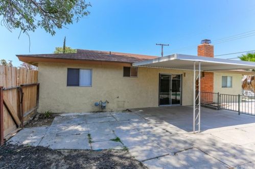 3361 Norfolk Dr, Riverside CA  92503-5146 exterior