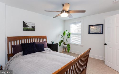 554 Spruce St, Lancaster PA  17603-3353 exterior