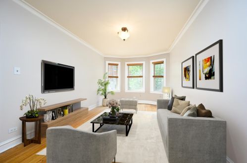 38 Harrison St, Oak Park, IL 60304-1695