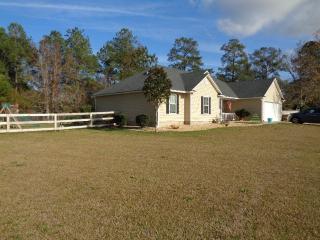 3956 Cobblestone Way, Valdosta, GA 31605-6232