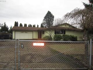 515 155th Ave, Vancouver, WA 98684-8855