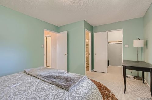 9061 Nassau Ave, Denver CO  80237-1916 exterior