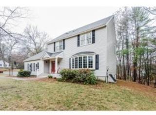 2 King Charles Dr, Londonderry, NH 03053-2819