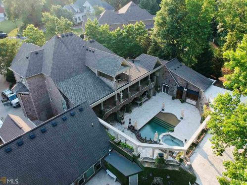 704 Summerbrooke Ct, Mcdonough, GA 30253-4013