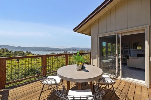 5 Wilkins Ct, Tiburon, CA 94920-1429