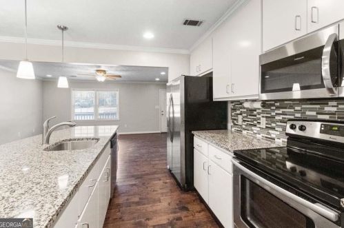 2565 Cleveland Rd, Bogart GA  30622-1649 exterior