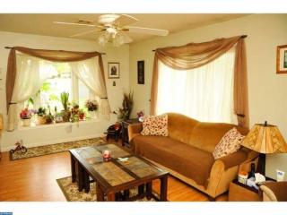 94 Indian Creek Dr, Levittown PA  19057-2224 exterior